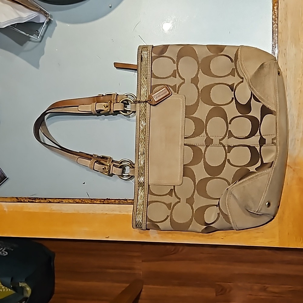 Previously loved Coach Signature Beaded Tote